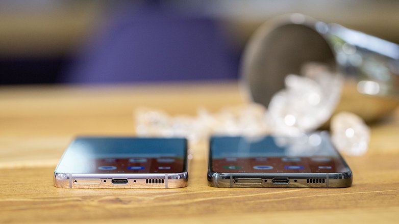 The USB-C ports of the Samsung Galaxy S23 (left) and S23+ (right) still accept a maximum of 25 and 45 watts, respectively. Samsung Galaxy S23 and S23+