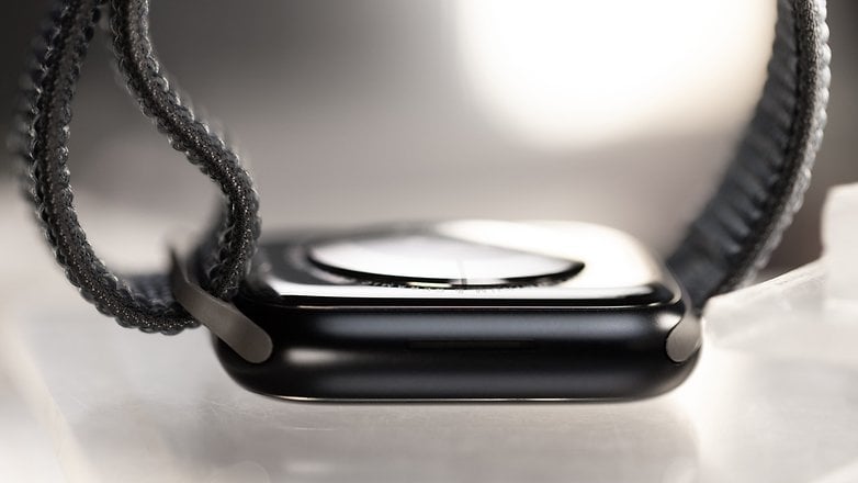 Apple Watch 9 von der Seite Apple Watch 9 von der Seite