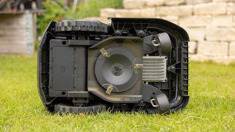 Le dessous de l'Ecovacs Goat G1-800 Le dessous de l'Ecovacs Goat G1-800