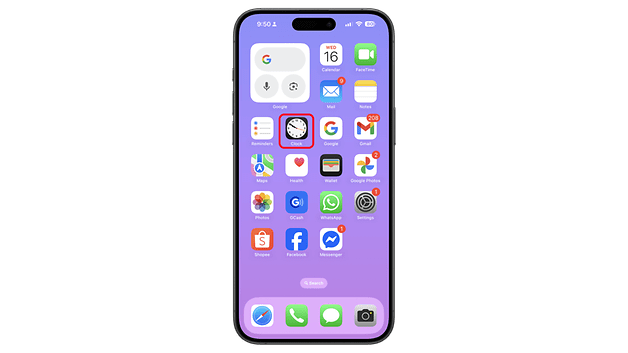 iPhone-Startbildschirm mit verschiedenen Apps auf lila Hintergrund.